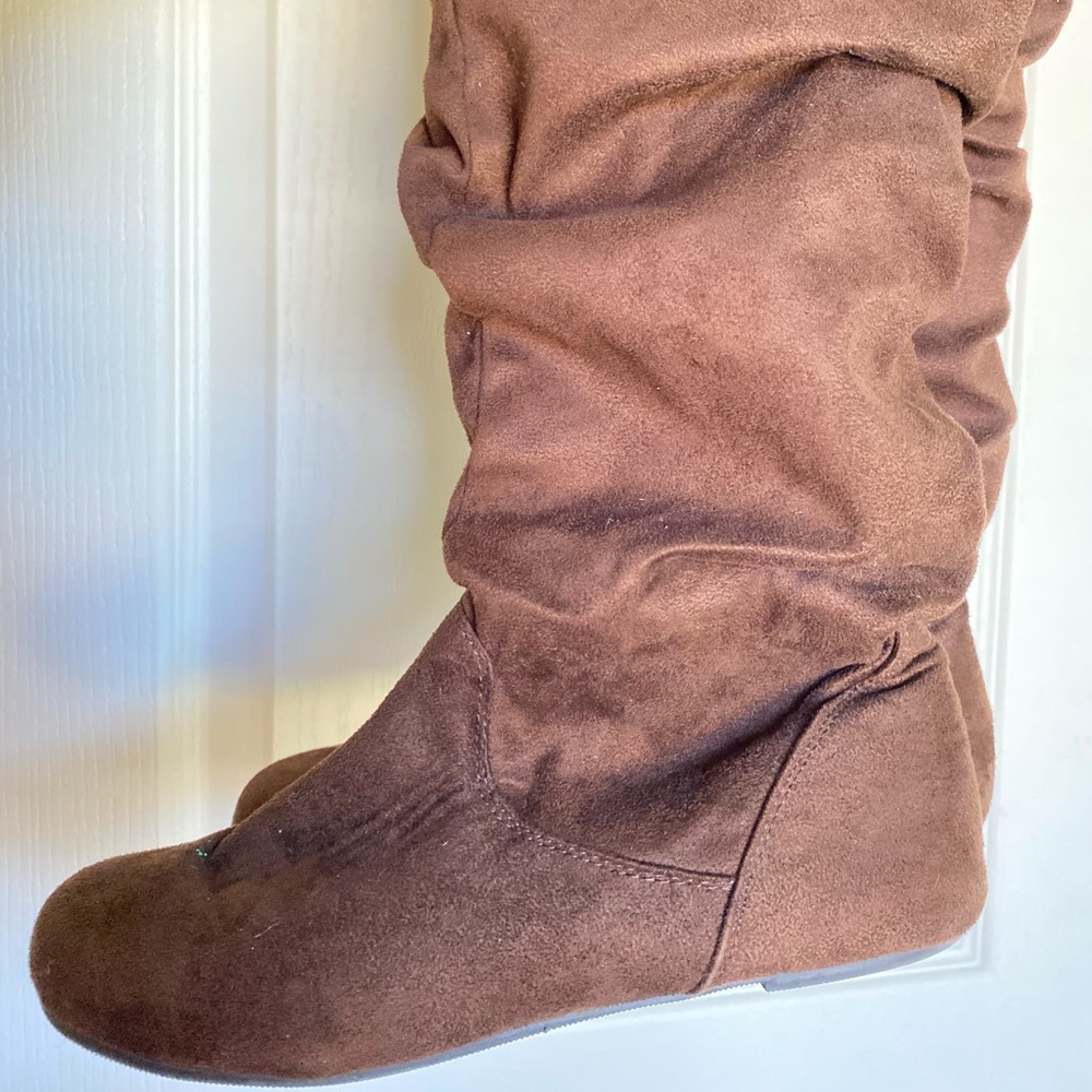Pull-Up Brown Boots sz6